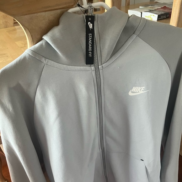 Jackets and hoodies to sale - Picture 2 of 10